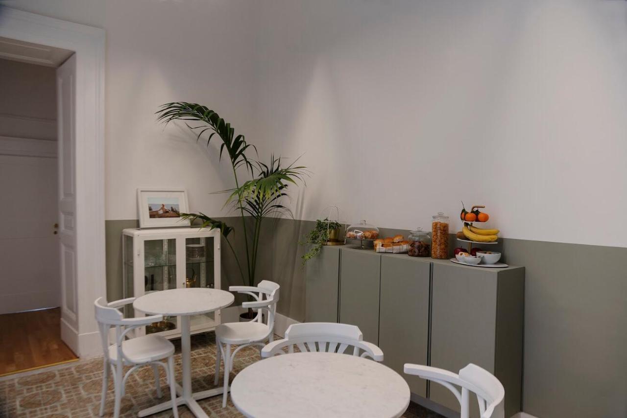 Interno21 Bed & Breakfast Naples Luaran gambar