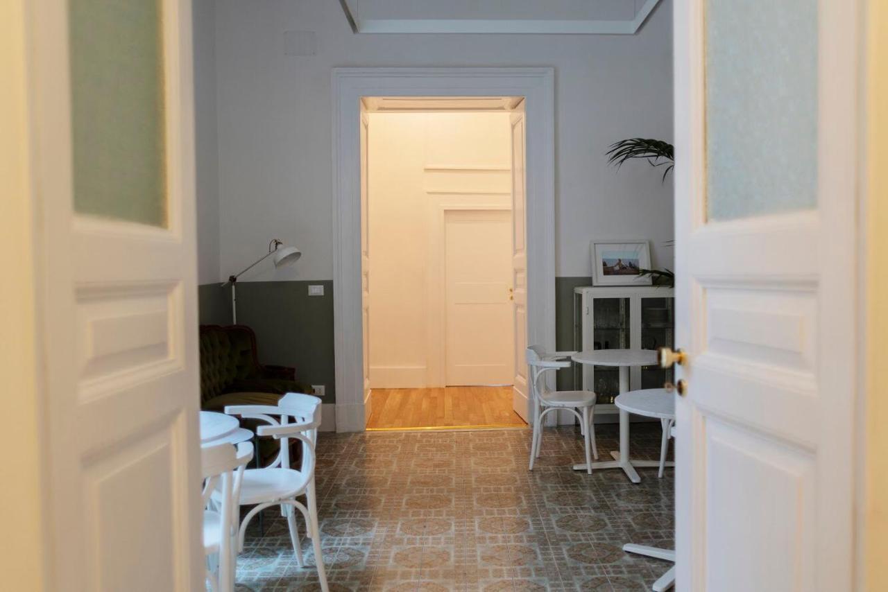 Interno21 Bed & Breakfast Naples Luaran gambar